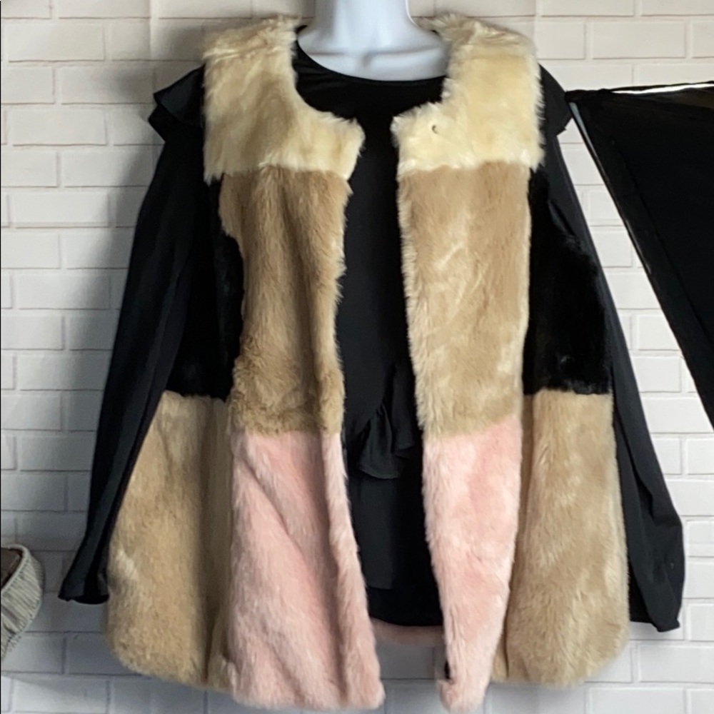 LANE BRYANT FAUX FUR VEST SZ 18/20